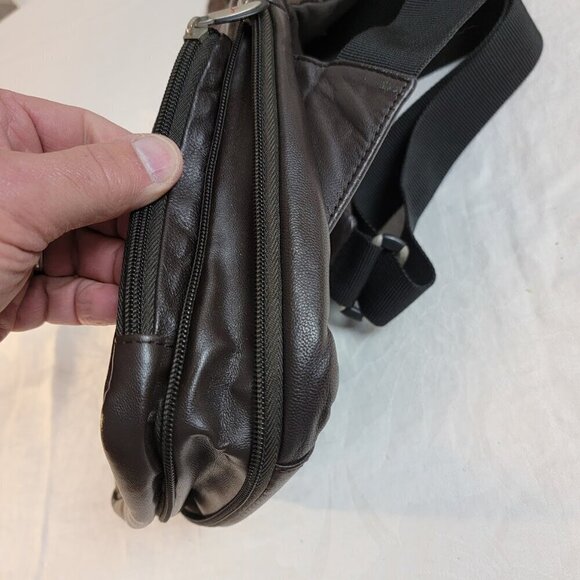 Travelon Crossbody Messenger-style Shoulder Bag - Perfect for Travelers - Picture 11 of 13